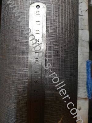 แม่พิมพ์เครื่องแกะสลักลวดลายท่อสเตนเลสลายนูนสำหรับแก้วนูนลูกกลิ้ง