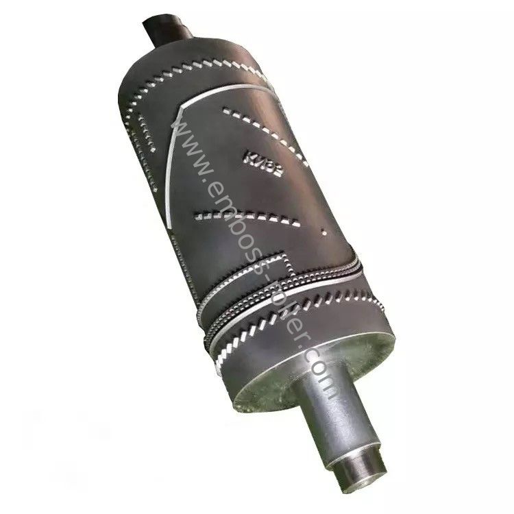 Rouleau de gaufrage en acier pour tuyaux sans soudure avec finition miroir ou mate et tolérance de ±0,01 mm pour le gaufrage de précision