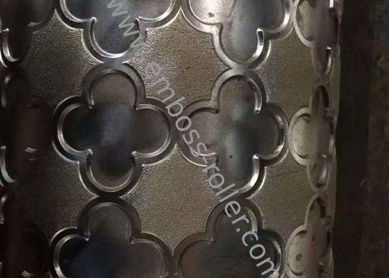 Laser mengukir DC53 Alat Steel Embossing Roller untuk kayu yang dapat disesuaikan Plastik Komposit Decking